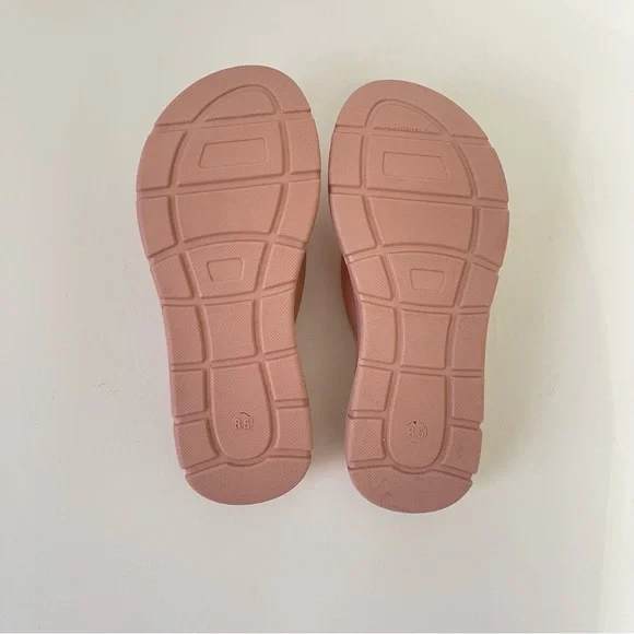Blondo Abigail Flip Flop Sandal In Blush Color - New In Box - Size 8.5 - Picture 13 of 13
